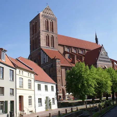Heimathafen In Der Altstadt - Abc272 By Abcwismar * Wismar
