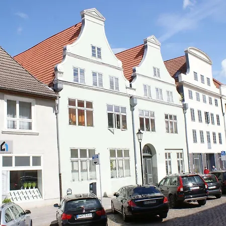 Heimathafen In Der Altstadt - Abc272 By Abcwismar